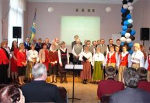 40aastane segakoor Loksa Lauljad on käinud 8 laulupeol