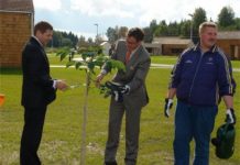 Kehra Kodu avati soolaleivapeoga