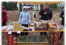 Pikavere külaturul oli üle 20 müüja