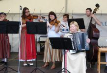 Kehras on taas rahvamuusikaansambel