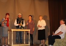 Vihasoo trupp mängib teatrielu