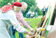 Kehra Põrgupõhja päev oli mustlasteemaline