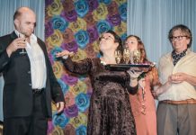 Raasiku Lustiring tõi lavale komöödia „Hüpe abiellu”