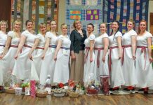 Kehra naisrahvatantsurühm Päikeseratas sai 5aastaseks