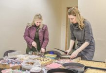 Raasiku vallas koduhooldusel eakatele küpsetati 16 kooki