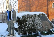 Kaitseminister avaldas Viinistul austust ALEKSANDER WARMA mälestuskivi juures