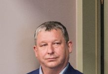 URMAS KIRTSI: „Loodetavasti suudetakse uus võimuliit luua.“