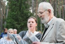 Kolgakülas meenutati filmi „Inimesed sõdurisinelis“ tegemist