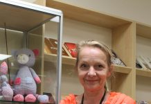 KRISTI PRAGI heegeldatud loomad Raasiku raamatukogus