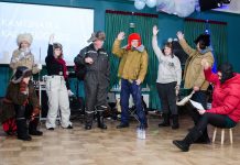 Korraldajad viisid Kuusalu valla taidlejad talvepeol „lennureisile“