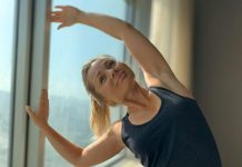 Pilatese õpetaja PILLE TROLLA otsetreeningud Facebookis