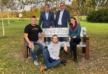 Voose külas avati FRED JÜSSI auks pink