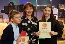 LIISABEL HAMMER Arukülast ja CARMEN KAALO Kehrast võitsid Harjumaa lauluvõistluse