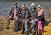 Kuusalu noorte bändiringi juhendaja REIN T. REBANE teeb sõpradega enda laulude plaati