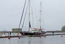 Purjekas Admiral Bellingshausen peatus enne Arktika reisi Hara sadamas