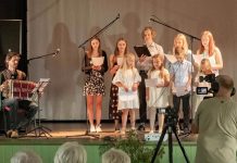 Kolgaküla kokkutulek tipnes kahe laulu esmaettekandega