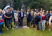 Voosel tähistati 30 aasta möödumist Saia ausamba taastamisest