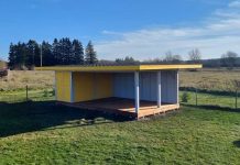 Kiiu Kiigepõnni lasteaed sai õuesõppe paviljoni