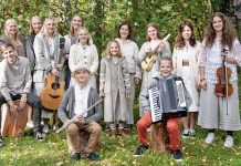 Noorte folkansambel Uurikad annab välja CD-plaadi