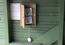 Kahala järve ümbritsevate külade 8 bussipeatuses on helkurite hoidikud