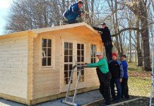 Anija mõisapargis on nüüd mesilasteraapia maja