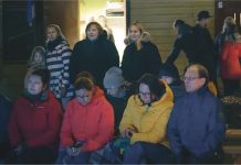 Pikva külas oli esmakordselt öölaulupidu