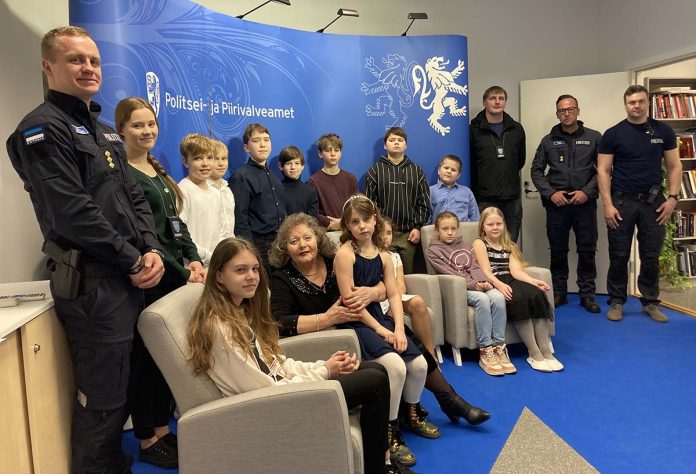 Aruküla lapsed politseimajas2