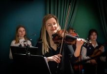 VALERIA RJUMINA: „Kuusalu kunstide koolis on tore töötada.“