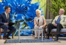 Vilistlased ja endised õpetajad meenutasid Raasiku kooliaja eredamaid seiku