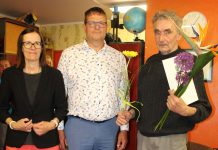 Pikaveres õnnitleti Raasiku valla aukodanikku VAINO NAPPI