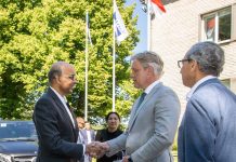 Singapuri president Kehra tehases