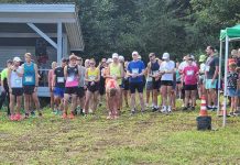 Ümber Kahala järve jooksul oli üle 100 osavõtja