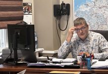 Reportaaž Raasiku vallavanema TOOMAS TEEVÄLI tööpäevast