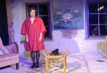 Teise Küla Teatril esietendus Kõnnus monodraama „Inimese hääl“