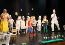 Anija valla lasteaedade teatrifestivali etendusi mängiti Kehra rahvamaja laval