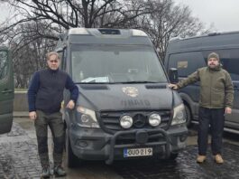 Anija valla mehed käivad Ukraina sõduritele autosid viimas